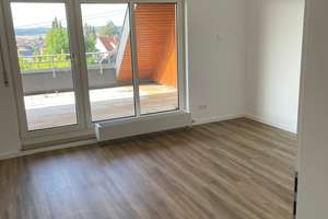 Modernisiertes Penthouse mit 4,5 Zimmern in Holzgerlingen – Hohenzollernstrasse 2, 71088 Holzgerlingen – Vorschaubild 7