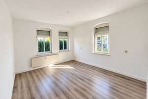 Helle 2-Zimmer-Altbauwohnung mit modernem Bad - Wanne & Dusche – 1705 Freital – Vorschaubild 3