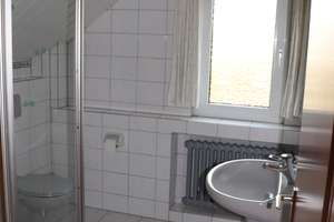 Familienhaus mit viel Platz und Räumen z.B. für Wohnen und Arbeiten – Die vollständige Adresse der Immobilie erhältst du vom Anbieter., 51149 Finkenberg, Köln – Vorschaubild 32