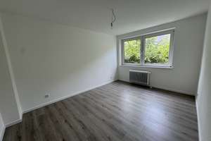 kleine 2-Zimmerwohnung im Erdgesch. – Lohstr. 186, 47798 Stadtmitte, Krefeld – Vorschaubild 2