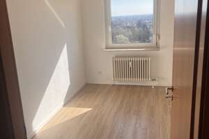 Gepflegte 3-Zimmer-Wohnung im 8. OG mit Balkon in Markt Schwaben – Enzensbergerstraße 22, 85570 Markt Schwaben – Vorschaubild 9