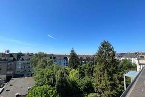 Großzügig geschnittene und leerstehende 3-Zimmer-Dachgeschosswohnung in urbaner Bilker Wohnlage! – Die vollständige Adresse der Immobilie erhältst du vom Anbieter., 40223 Bilk, Düsseldorf – Vorschaubild 29