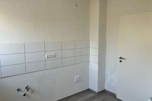 Super ansprechende frisch renovierte 3,5 Zimmer Wohnung über den Dächern von Dortmund Alt-Scharnhors – Paul-Ronczka-Str. 18, 44328 Alt-Scharnhorst, Dortmund – Vorschaubild 4