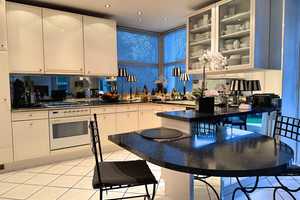 Reserviert ! Elegantes Wohnhaus mit Einliegerwohnung und stilvollem Garten in Petersfehn – Ammerland (Kreis) – Vorschaubild 3