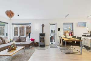 Luxus-Doppelhaushälfte mit Smart Home, Pool, Premium-Küche, Heimkino, Kamin & Wintergarten – Die vollständige Adresse der Immobilie erhältst du vom Anbieter., 86899 Landsberg am Lech – Vorschaubild 6