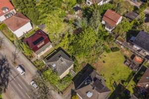 Wohnen neu gedacht – sanierungsbedürftiges Haus auf 717 m² Grundstück mit Zukunftsperspektive – Die vollständige Adresse der Immobilie erhältst du vom Anbieter., 13583 Falkenhagener Feld, Berlin – Vorschaubild 3