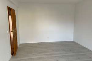 Zentral gelegene Drei-Zimmer-Wohnung mit Balkon – Die vollständige Adresse der Immobilie erhältst du vom Anbieter., 40215 Friedrichstadt, Düsseldorf – Vorschaubild 9