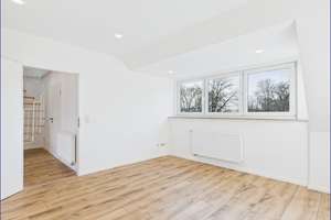 Wohnen im Essener-Norden! 
Erstbezug nach Kernsanierung - moderne DG-Whg. mit Loggia in Altenessen! – Die vollständige Adresse der Immobilie erhältst du vom Anbieter., 45329 Altenessen-Nord, Essen – Vorschaubild 3
