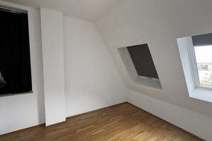 "Frei-werdender Maisonette-Traum im historischen Buchgewerbehaus – Kamin, Loggia & 2 TG-Stellplätze" – Gutenbergplatz 5, 4103 Zentrum-Südost, Leipzig – Vorschaubild 14