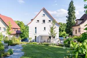 Ein Haus mit Liebe in jedem Detail - modernes und heimeliges Wohnen trifft auf höchste Qualität! – Die vollständige Adresse der Immobilie erhältst du vom Anbieter., 79725 Laufenburg (Baden) – Vorschaubild 7