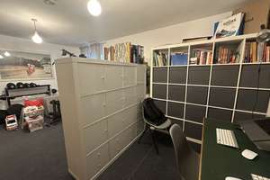 Nähe Simmerleinplatz: Neuwertige, helle XXL-DHH gehobene Ausstattung KFW70-Standard, mit Einbauküche – Warschauer Str. 22 a, 80992 Moosach-Bahnhof, München – Vorschaubild 55