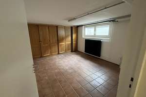 Renovierte Doppelhaushälfte mit gehobener Innenausstattung und EBK und Garten in Gauting – Hubertustrasse 9 91 1/4, 82131 Gauting – Vorschaubild 15