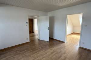 Lebendiges Wohnen in Leverkusen: 3-Zimmer-Wohnung in Bürrig