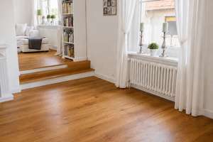 Renovierte 4-Zimmer-Wohnung mit offener Küche, Garten und Stellplatz in Wiesbaden-Naurod