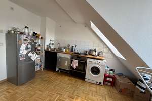 Gepflegte 3-Raumwohnung mit Balkon ! – Gubener Straße  27, 10243 Friedrichshain, Berlin – Vorschaubild 2