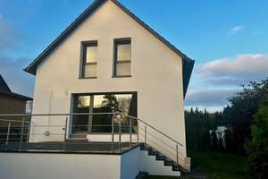 Moderne, komplett sanierte DHH zum Erstbezug  - für den Käufer provisionsfrei! – Die vollständige Adresse der Immobilie erhältst du vom Anbieter., 30916 Isernhagen – Vorschaubild 1