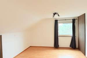 Attraktive Kapitalanlage mit Potenzial – Mehrfamilienhaus in zentraler Lage von Lich – Die vollständige Adresse der Immobilie erhältst du vom Anbieter., 35423 Lich – Vorschaubild 7
