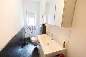 Charmantes Reihenmittelhaus mit flexiblem Wohnkonzept und pflegeleichtem Garten – Die vollständige Adresse der Immobilie erhältst du vom Anbieter., 41199 Odenkirchen-Mitte, Mönchengladbach – Vorschaubild 12