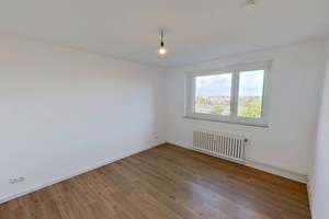 Moderne 3-Zimmer-Wohnung mit BALKON und toller Aussicht in Lübeck-St. Jürgen – 23562 Sankt Jürgen, Lübeck – Vorschaubild 4