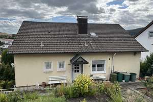 gepflegtes Wohnhaus mit großem Grundstück und ELW in sonniger Lage in der Nähe von Lauda-Königshofen – Die vollständige Adresse der Immobilie erhältst du vom Anbieter., 97922 Lauda-Königshofen – Vorschaubild 11