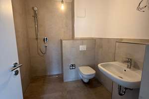 Exklusives Wohnen: 3-Zimmer-Wohnung mit Balkon – Petrusstraße 9, 72461 Albstadt – Vorschaubild 6