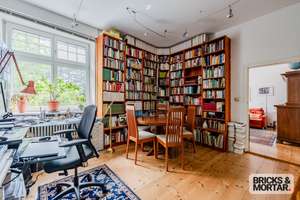 Bezugsfreie 4-Zimmer-Dachgeschosswohnung
mit Südbalkon,Tageslicht-Bad im begehrten Lichterfelde – Die vollständige Adresse der Immobilie erhältst du vom Anbieter., 12205 Lichterfelde, Berlin – Vorschaubild 3
