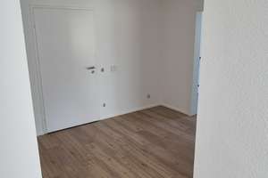 Erstbezug einer hellen Souterrain Wohnung nach Sanierung – Neuwiesenstraße 2, 76275 Ettlingen – Vorschaubild 3