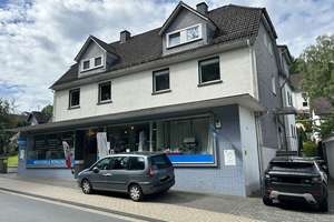 VR-IMMO: Siegen-Eiserfeld, zwei modernisierte Doppelhaushälften, ein Ladenlokal und ein Lager! – Die vollständige Adresse der Immobilie erhältst du vom Anbieter., 57080 Eiserfeld, Siegen – Vorschaubild 3