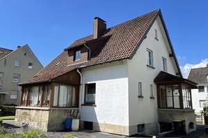 Charmantes Einfamilienhaus mit offenem Grundriss und Ausbaupotenzial in beliebter Lage von Alfeld – Die vollständige Adresse der Immobilie erhältst du vom Anbieter., 31061 Alfeld (Leine) – Vorschaubild 2