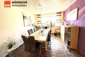 Ein Raumwunder ist diese hübsche gepflegte Doppelhaushälfte mit Garage, Nebengebäude und kl. Garten – Helmstedt (Kreis) – Vorschaubild 5