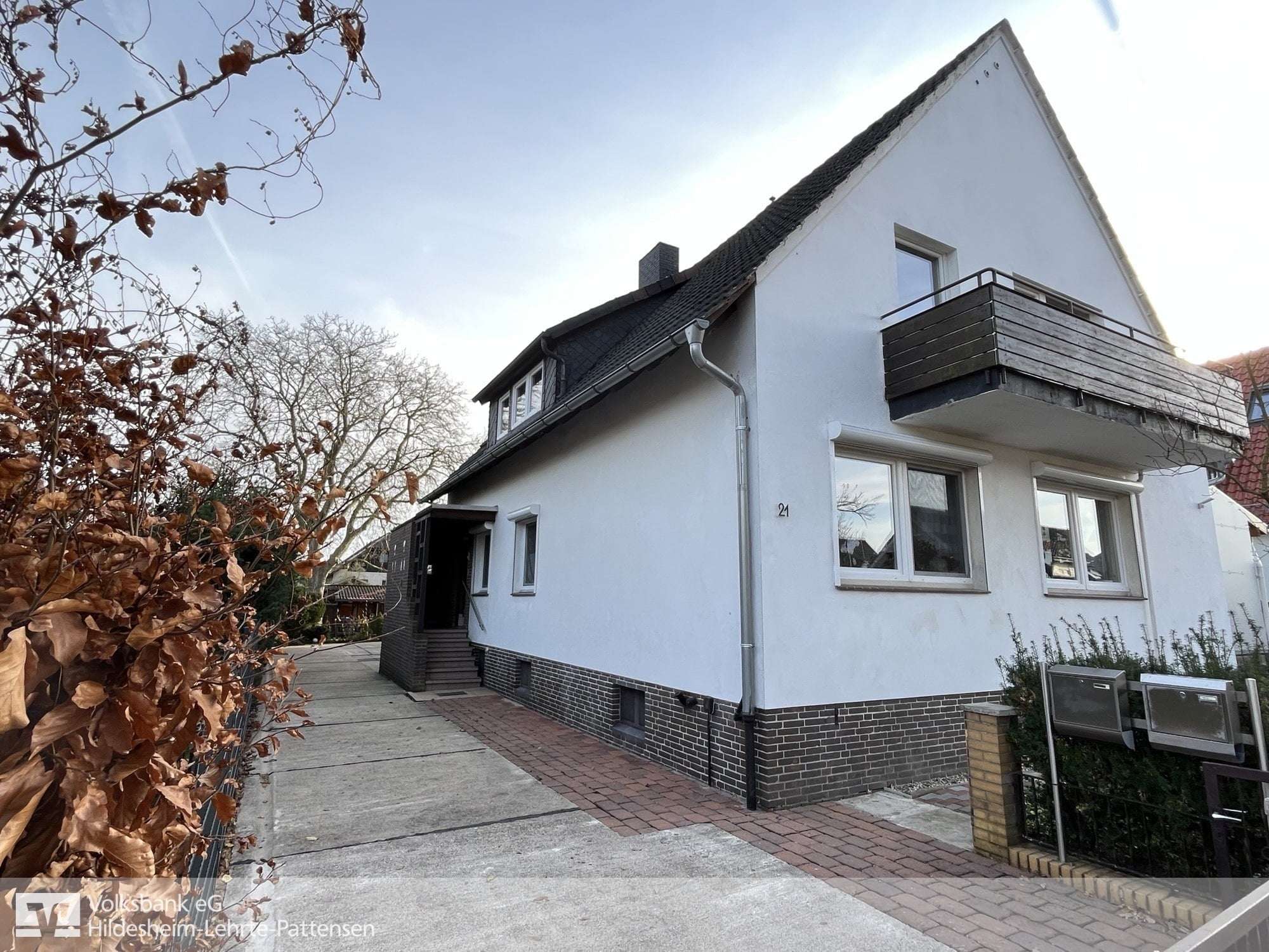 Lehrte: Helle Eigentumswohnung mit Balkon in ruhiger Südwest-Stadtlage, Hannover Kreis – Bild 1