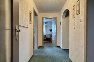 Viel Raum für Ihre Ideen: Zweifamilienhaus mit Einliegerwohnung & 1.000 m² Garten – Die vollständige Adresse der Immobilie erhältst du vom Anbieter., 86860 Jengen – Vorschaubild 11