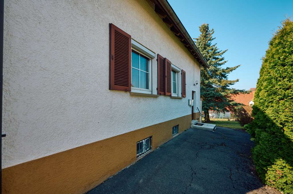 Immobilie in Gosheim - Wohntraum mit Garten: Flexibles Haus für Familien - Bild 3