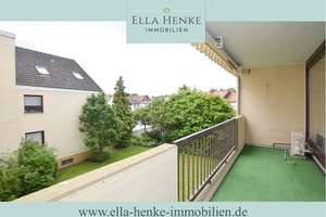 Gepflegte 2-Zimmer-Wohnung mit Einbauküche + Loggia mit Markise.
