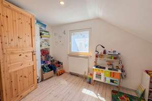 Modernisiertes Einfamilienhaus mit Garten und Garage in guter Zentrumslage! – Die vollständige Adresse der Immobilie erhältst du vom Anbieter., 57537 Wissen – Vorschaubild 22