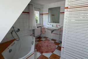 Privates Wohnen in bester Lage – Gepflegtes Einfamilienhaus mit viel Platz und Substanz – Die vollständige Adresse der Immobilie erhältst du vom Anbieter., 50858 Weiden, Köln – Vorschaubild 15