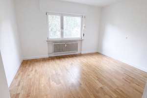 Exklusiver Erstbezug in Top-Lage: Sanierte 3-Zimmer-Wohnung mit Echtholz-Parkett & 2 Balkonen – Brahmsweg 33a, 70195 Botnang-Ost, Stuttgart – Vorschaubild 5