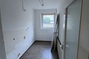 Umnutzung von Gewerbe in Wohnen möglich ! 2 Wohnungen sind möglich - Erdgeschossfläche am Hölderlinp – Kornbergstr 50, 70176 Hölderlinplatz, Stuttgart – Vorschaubild 19