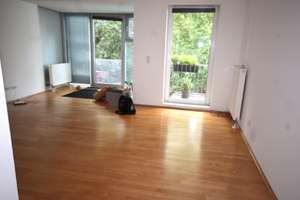 2-Zimmer-Wohnung mit Kochnische und Balkon in Düsseldorf-Unterbilk, Nähe Medienhafen – 40219 Unterbilk, Düsseldorf – Vorschaubild 2