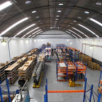 Großzügige Hallenfläche | vielseitig nutzbar mit Rampe | gute Lage