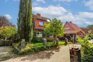 Charakterhaus in ruhiger Lage - für Handwerker und Macher, die beim Keller nicht zurückschrecken – Herzogtum Lauenburg (Kreis) – Vorschaubild 2