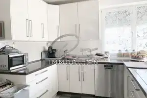 Exklusives Wohnen auf großem Grundstück mit ca. 167m², 7 Zimmern, Garten, Vollkeller, Sauna etc. – Hamburg – Vorschaubild 6