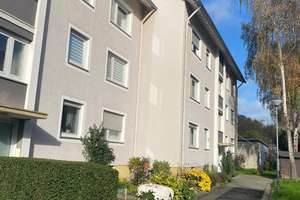 Frisch renovierte 3-Zimmer-Wohnung mit Tageslichtbad und Balkon – Karolingerstr. 4, 56068 Süd, Koblenz – Vorschaubild 6