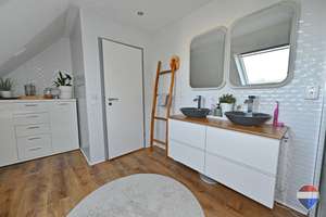 Traumhafte Eigentumswohnung über zwei Etagen mit Dachterrasse, großem Balkon und Garten in Rees – Die vollständige Adresse der Immobilie erhältst du vom Anbieter., 46459 Rees – Vorschaubild 22
