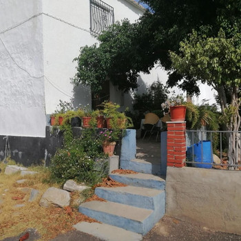 Traditionelles Cortijo mit Grundstück in La Huerta de Aljariz