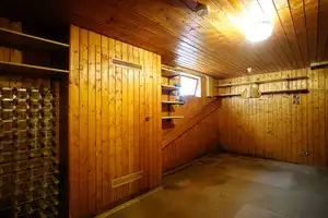 Reiheneckhaus mit Terrasse, schönem Garten und 2 Garagen – Reutlingen (Kreis) – Vorschaubild 19