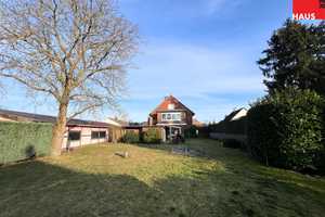TOP-PREIS!  Zweifamilienhaus mit traumhaften Grundstück in Top-Lage – Hannover (Kreis) – Vorschaubild 1