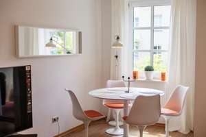 15.2/1.3 *Helle möblierte Wohnung m. großem Südbalkon u. TG-Stellplatz. Berg am Laim. WG geeignet – Die vollständige Adresse der Immobilie erhältst du vom Anbieter., 81673 Echarding, München – Vorschaubild 7