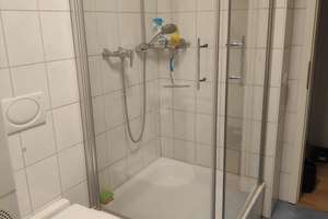 Geschmackvolle 2-Raum-Wohnung mit Einbauküche und eigenem Garten in Ingolstadt.  – Schubertstraße 1d, 85057 Nordwest, Ingolstadt – Vorschaubild 10