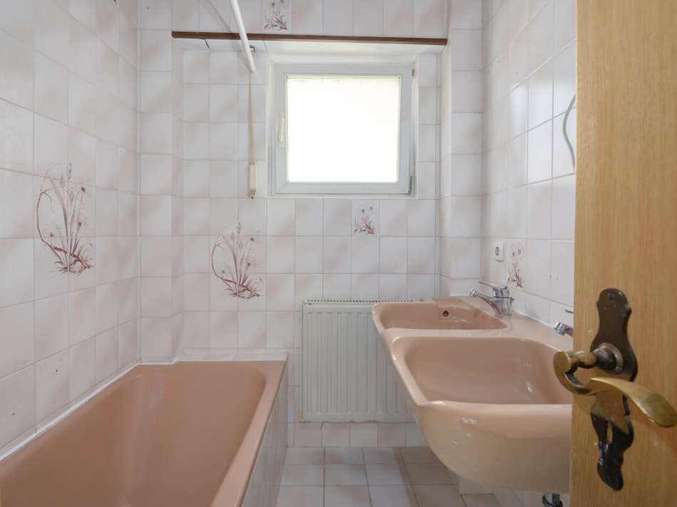Badezimmer EG